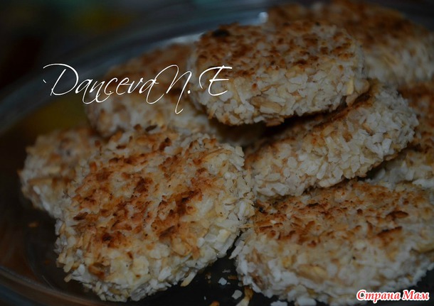 То ли печенье, то ли сырники с овсянкой и стружкой кокосовой