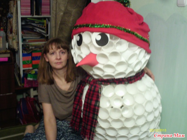 Не было у бабы забот-новогоднее)))