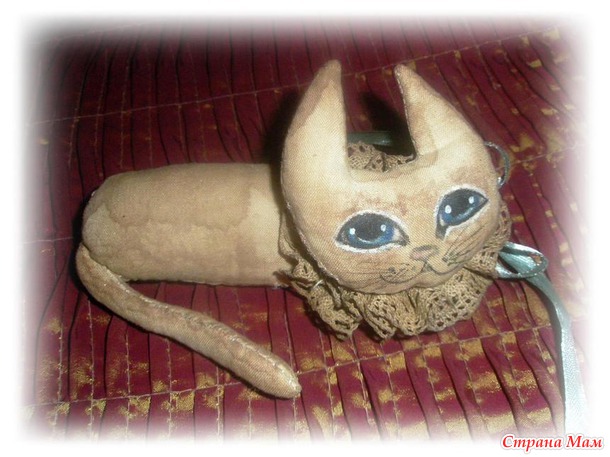 Кофейный котенок