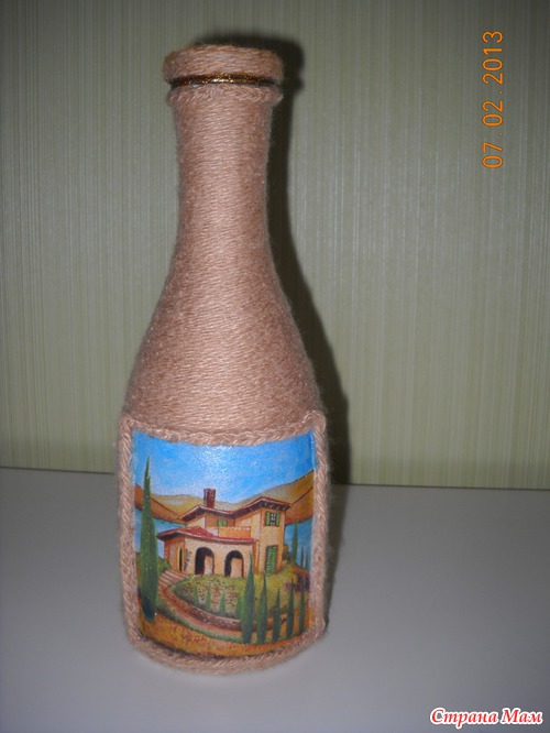 Бутылка в нитках