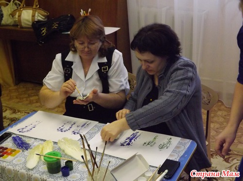 Нетрадиционное рисование листом пекинской капусты
