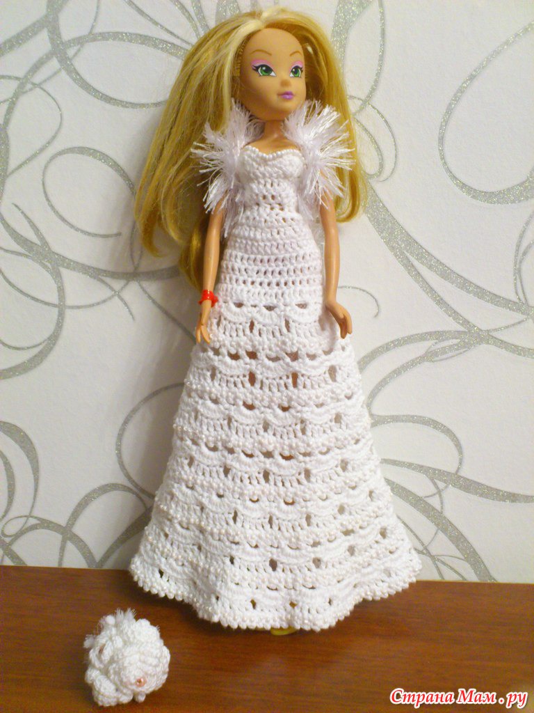 Платье крючком кукле