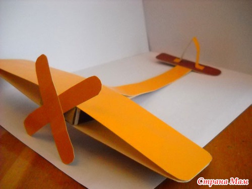 Самолет из картона