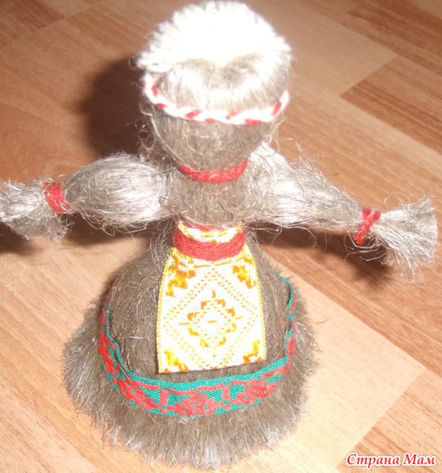 Кукла из льна