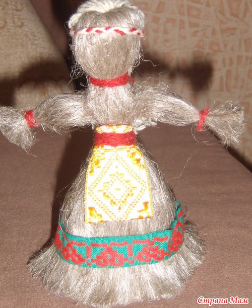 Кукла из льна