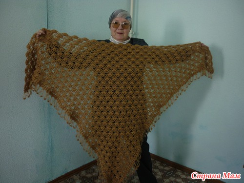 Ажурный палантин. Очень красивый!