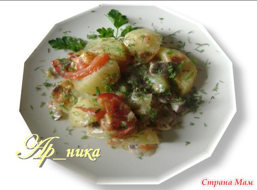 Картофель в молочно-грибном соусе