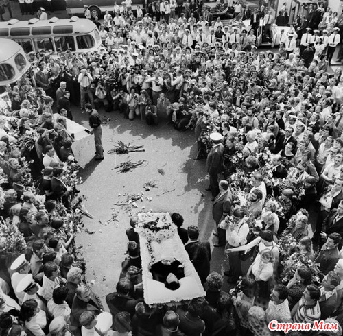 33 года назад не стало Высоцкого.