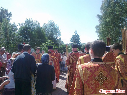 Крестный ход у нас в приходе.