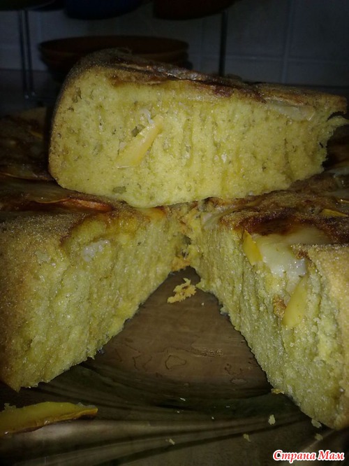 Шарлотка с яблоками в мульте