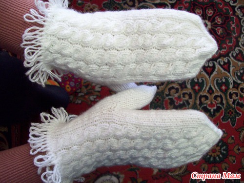 Варежки из кабардинской пряжи.