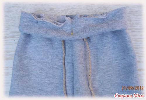 Еще один МК детских штанишек для начинающих и бережливых