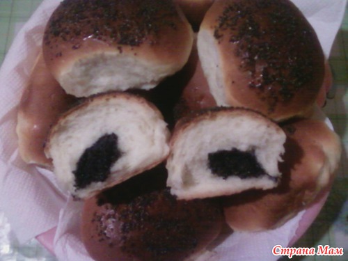 А у нас сегодня пирожки с маком!