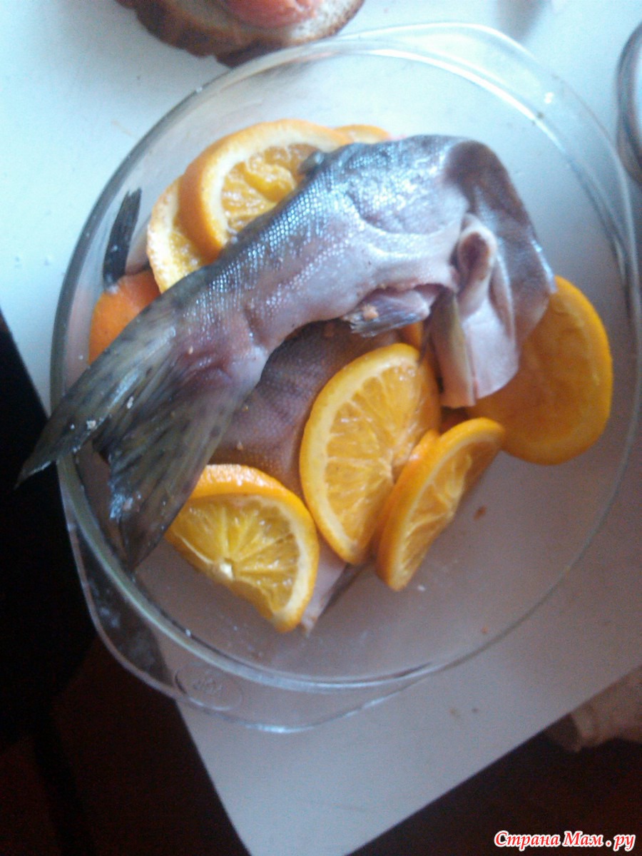 Самая лучшая рыба для засолки. Горбуша в лодочке в апельсиновым соусом с крахмалом. Лучшая рыба для засолки