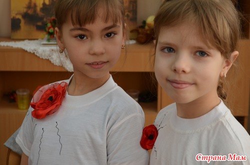 Как мы вчера одежду украшали! Много фото.