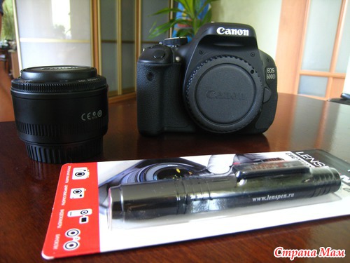  )))  ... Canon 600D!!!