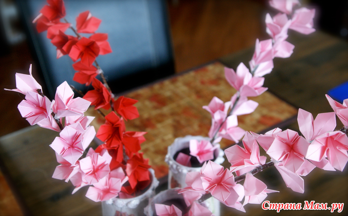 Ветка сакуры - цветы из гофрированной бумаги своими руками - centerforstrategy.ru