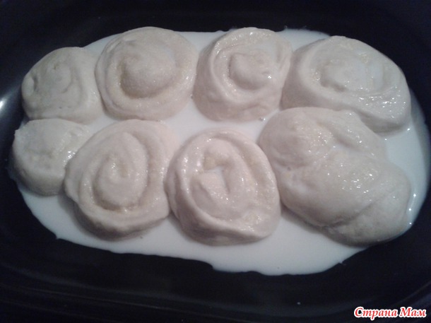 Наивкуснейшие булочки с молочной заливкой!