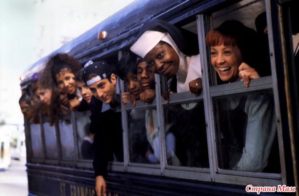 Сестричка, действуй 2 / Действуй, сестра! - 2 /Sister Act 2: Back in the Habit (1993)
