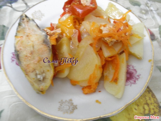 Рыба в духовке с овощами