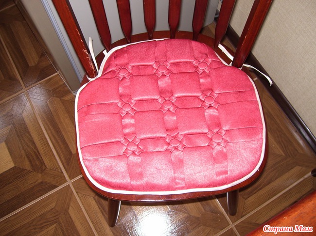 Кожаная подушка на стул