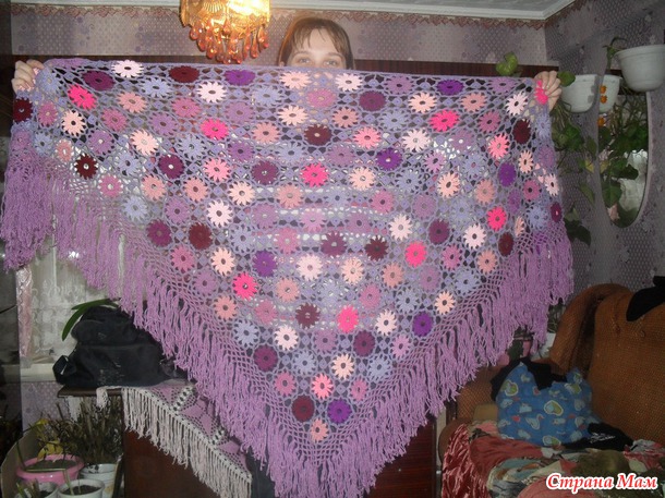 . Разноцветные шали.