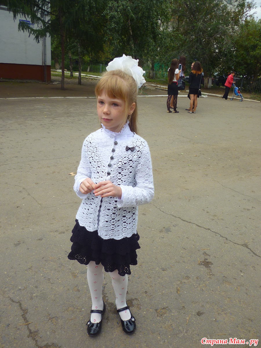 кардиган для девочки подростка. школа вязания фото. вяжи школа. вяжи школа. вязаная жилетка для девочки в школу.