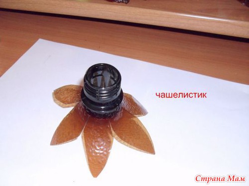 Одуванчики из пластиковых бутылок