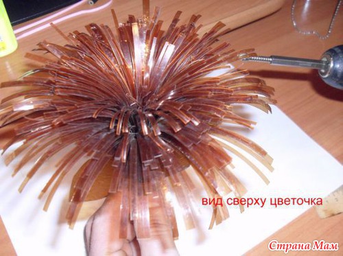 Одуванчики из пластиковых бутылок