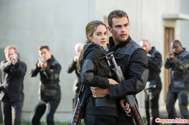 /Divergent( 2014) 