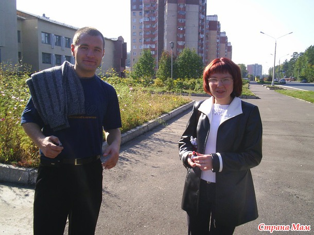 У меня сегодня праздник- 10 лет как работаю в школе)))