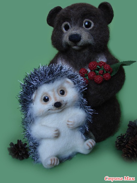 Медвежонок Топтыжка и Моня (интерьерные игрушки, моя работа)