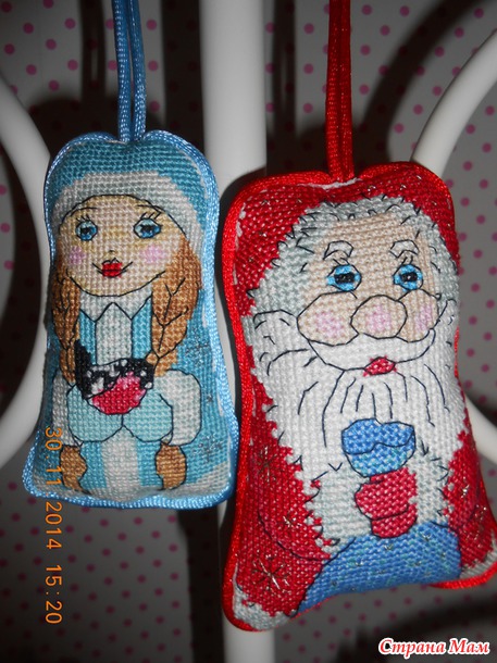 *Новый год к нам мчится...