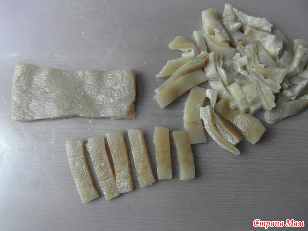 Печень куриная со свиной шкуркой.
