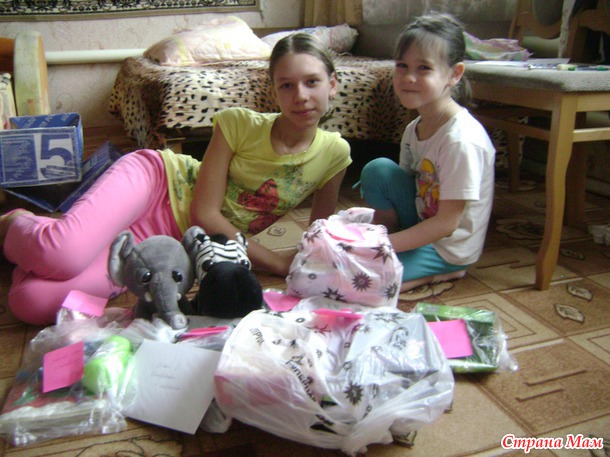 А праздник то совсем скоро... Подарок по новогодней игре от Танюши