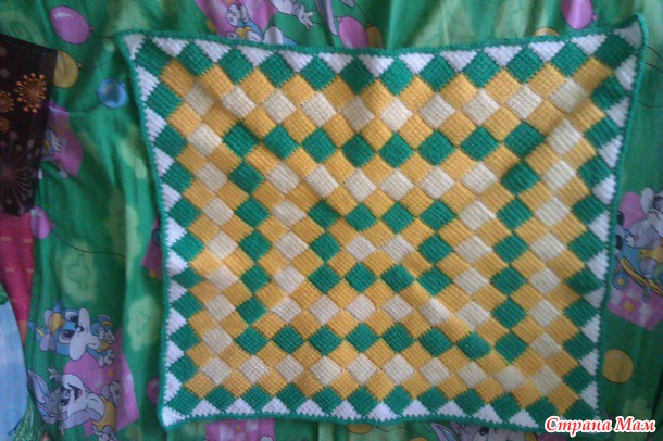 "Укрывайки", которые вязала для Коленьки во время беременности.