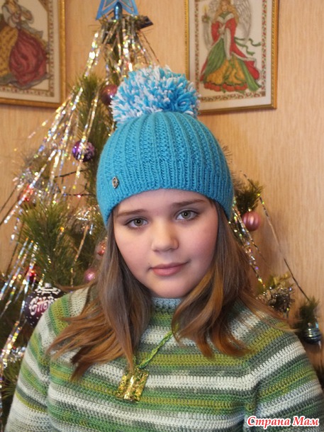 Шапочки для себя и дочек.