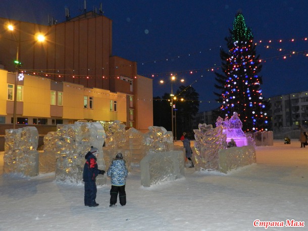 Ёлочки начинаются... или как украшен наш городок;) часть вторая