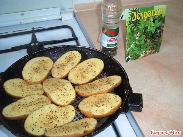 Вредный, быстрый, но вкусный картофель с салом.