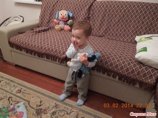 Наша самая первая песенка-мультик и одна из самых любимых до сих пор.