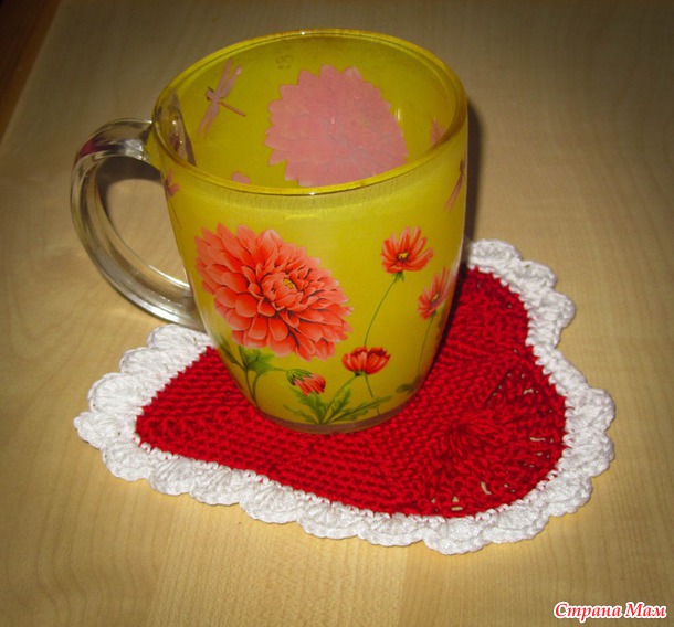 Сердечные подставки под чашки
