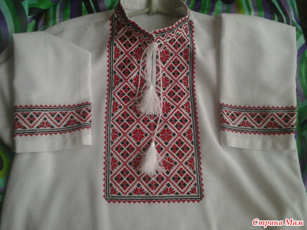 Вторая моя вышиваночка.