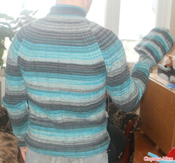 Свитер и шапочка для сына