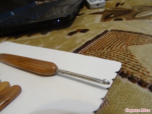 Крючки с бамбуковыми ручками+