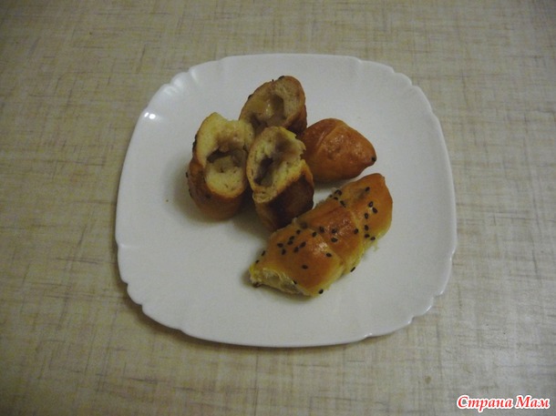 Рогалики с яблоком и корицей