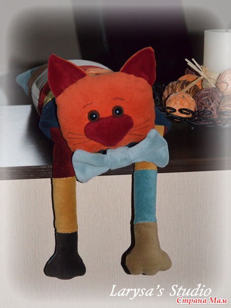 Кот - подушка