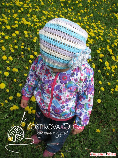Стильная шапочка с авторской брошью.