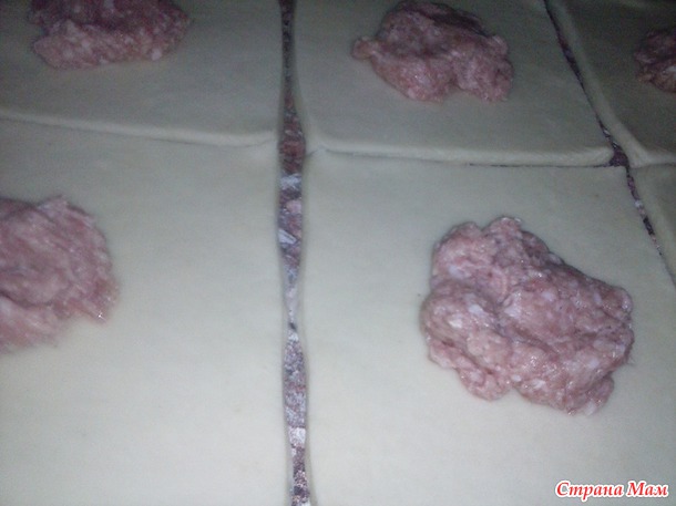 Самса слоеная.