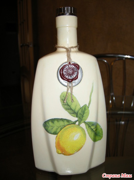 И снова бытылка для лимончелло