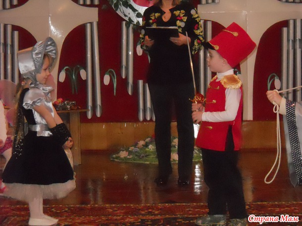 Наш утренник в саду " Муха - Цокотуха"